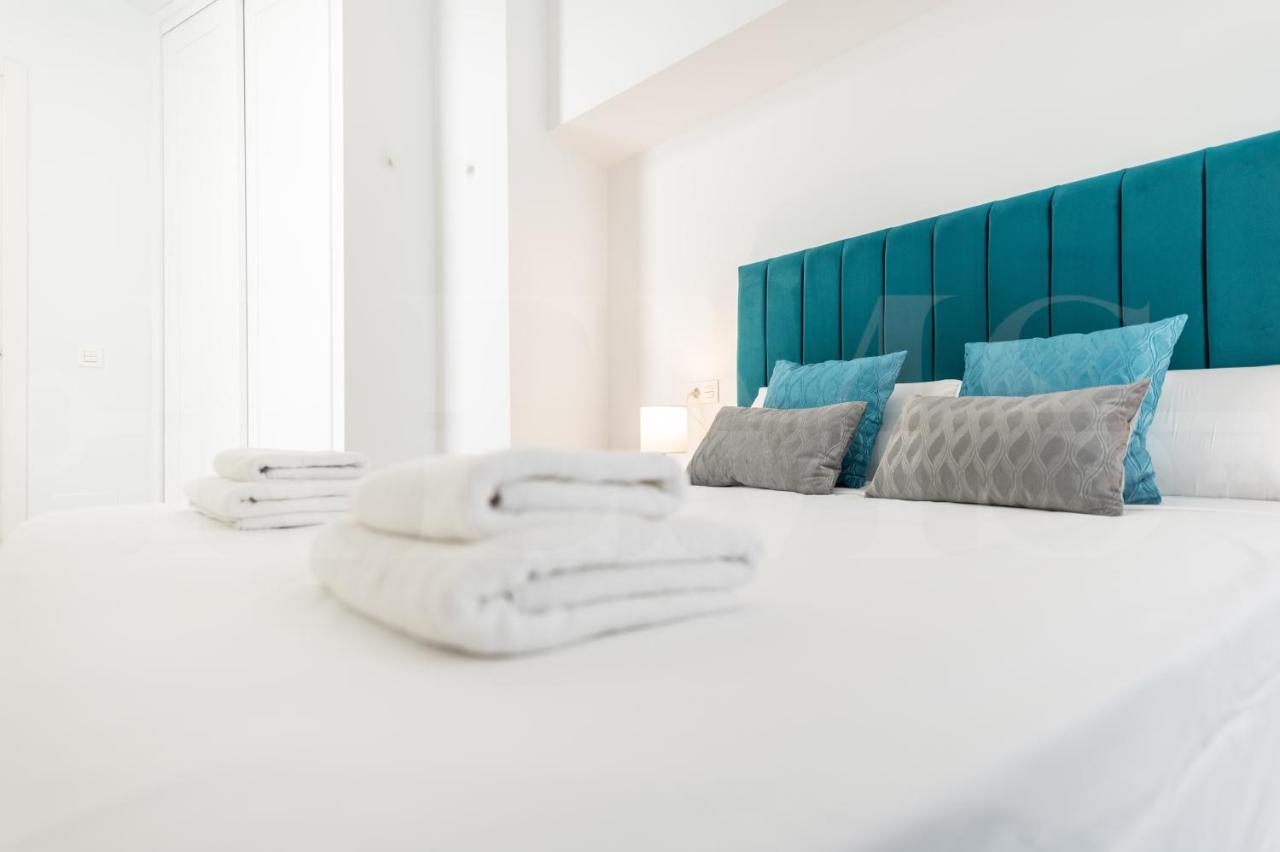 Spacious Duplex With Terrace By Picasso Museum By Rems Málaga Esterno foto